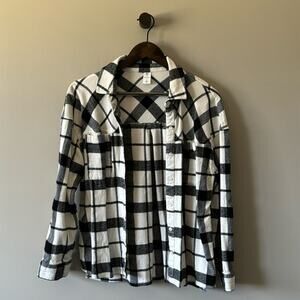 BP X CLAUDIA SULEWSKI BLACK & WHITE PLAID BUTTON DOWN SIZE SMALL